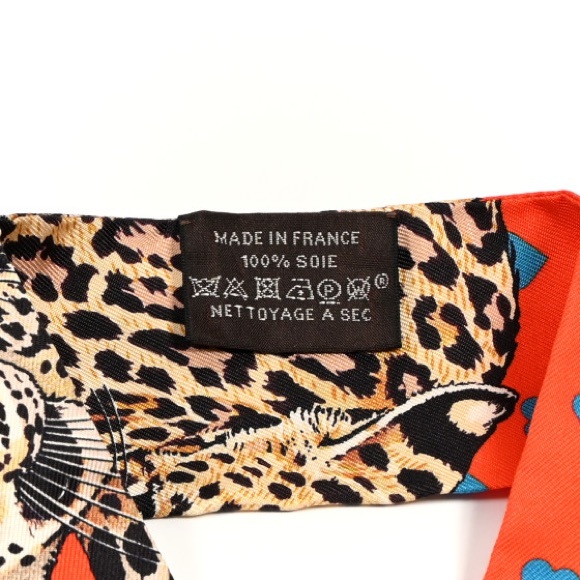 New Hermès Silk Jungle Love Love Twilly Orange Bleu Brun
w/ Tags - Picture 3 of 4
